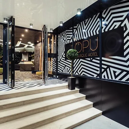 Opu Boutique 바르나